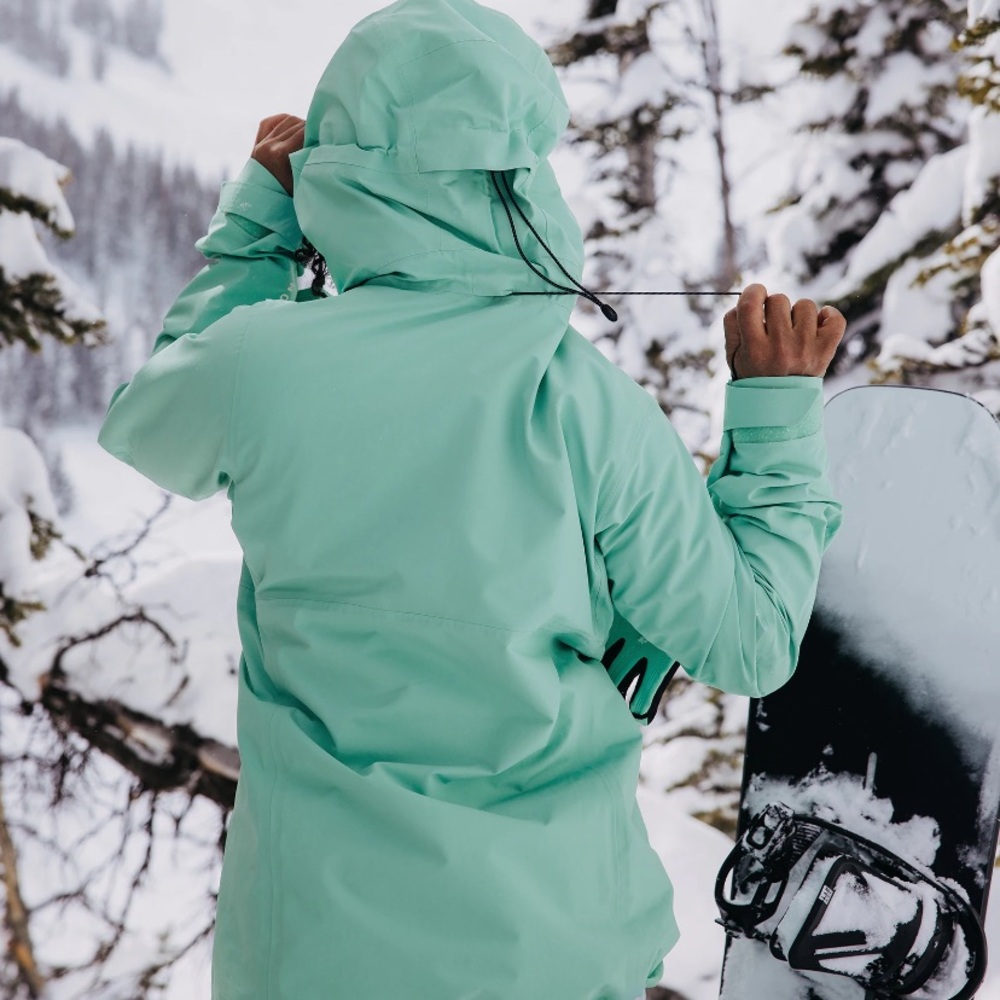 Women's Burton [ak]® Upshift GORE-TEX 2L Jacket in Powder Mint - Picture 10 of 16